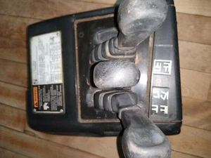e55z-33 controls Hyster Forklift - Picture 1 of 12