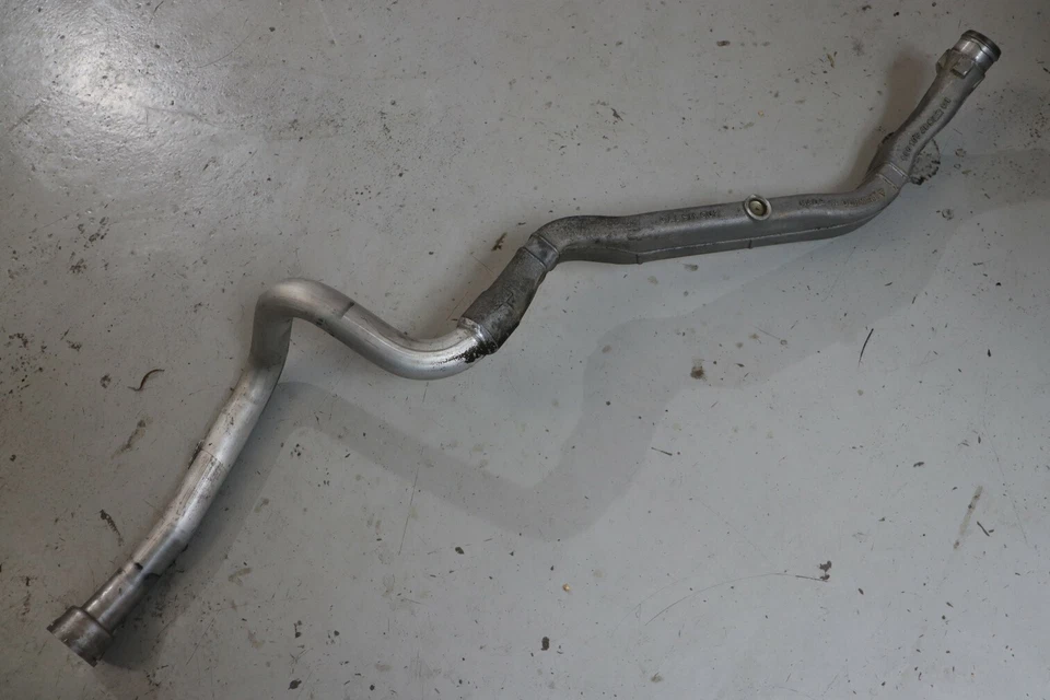 Задняя труба обратного шланга водяного охлаждения Porsche 911 996 GT3 99610606970 J176 - Изображение 1 из 1