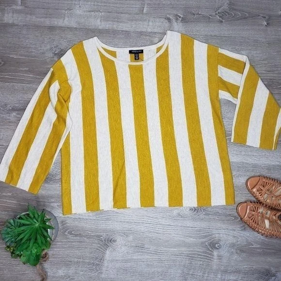 Suéter listrado Kenneth Cole feminino amarelo mostarda manga 3/4 novo com etiquetas tamanho XL - Imagem 1 de 4
