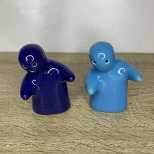 Novelty Hugging Ghost Figure Salt And Pepper Shakers - Light Blue & Dark Blue - Picture 1 of 12