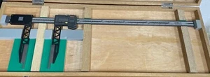 Mitutoyo 552-161-10 Digimatic Carbon Fiber Caliper, 0-24"/300mm Range, .0005" - Picture 1 of 7