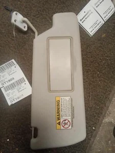 OEM PASSENGER SIDE TAN Sun Visor LAND ROVER Right 98 - Picture 1 of 4