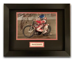 MACIEJ JANOWSKI HAND SIGNED FRAMED PHOTO DISPLAY - SPEEDWAY AUTOGRAPH 2. - Picture 1 of 1