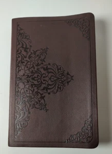 ESV English Standard Version Holy Bible Thin Line Edition 2001 Crossway Trutone - Picture 1 of 8