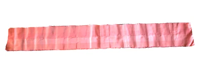 Ruban de soie rose et frangé sur les côtés. 15.5 x 117 cm - Photo 1/4