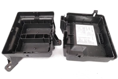 Cubierta interior de tapa de caja de fusibles Chevy Express 2003 2007 1500 2500 3500 2005 2004 L17 Foto 1 de 4