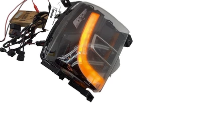 ⭕ 2016-2020 Tesla Model X Front Passenger Side Fog Light Lamp Right 1034327-00-A Foto 1 de 4