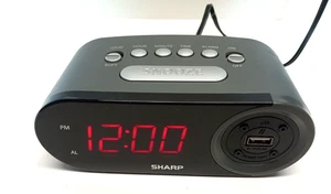 Digital Alarm Clock with Ultra Fast Charging USB Quick Charge Port 4 Cell Phone - Picture 1 of 10