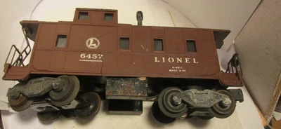 vintage  Lionel Lines caboose 0457  C-40-1 build 47 railroad train toys 8" long - Image 1 of 3
