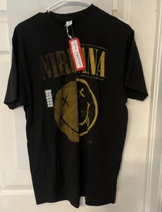 Nirvana Live Nation Split Smile Men’s T-Shirt Black Size Small Graphic Print NEW - Picture 1 of 3