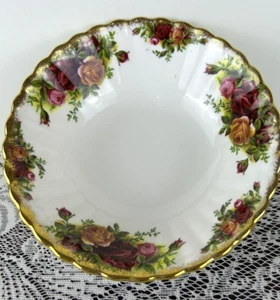 ROYAL ALBERT OLD COUNTRY ROSES ALL PURPOSE 6" BOWL MONTROSE VINTAGE 1962 - Picture 1 of 9