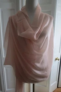 Bella sciarpa in cashmere italiano berillo - rosa - nuova con etichetta - $398 - Foto 1 di 6