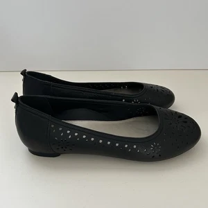 Aetrex Womens Leather Flats Size 10 Black Floral Laser Cutout Ballet Slip On - Picture 1 of 9