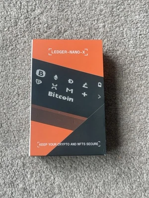 Ledger Nano x Crypto Hardware Wallet - Image 1 of 4