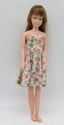 Clon Barbie Patrón Davtex Vintage Hecho en Hong Kong - Muñeca tiene Vestido con Diadema Foto 1 de 4