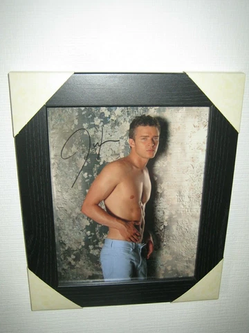 Justin Timberlake Signed Photo With CoA (8x10) Framed + CoA Cover