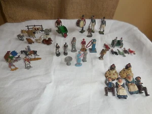 Old Lot of Miniature lead figures Britains Ltd,Dinky Toys,and made in Germany#BD - Picture 1 of 12