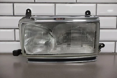 Lámpara de luz izquierda del conductor Lexus LX450 1996-1998 Foto 1 de 4