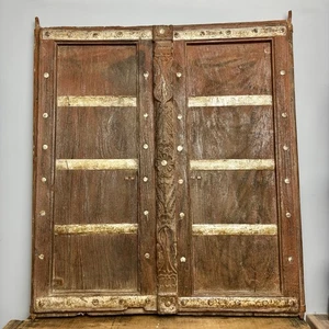 Pair Of Vintage Wooden Window Shutters - Medieval Style - Rustic Wooden Feature - Picture 1 of 13