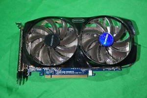 GIGABYTE Radeon HD 7850 Video Card GV-R785OC-2GD - Picture 1 of 3
