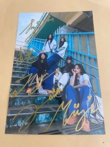 NEW JEANS newjeans Hand Signed Photo Autographed K-POP Collection 4*6 - Picture 1 of 1
