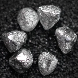 Cristallo nero grigio 2,00 C.T.W grezzo naturale grezzo taglio diamantato sfuso 4-5MM 6 PZ - Foto 1 di 8