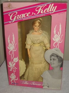 #9757 NRFB Vintage Tristar Grace Kelly as Princess Alexandria in the Swan - Picture 1 of 2
