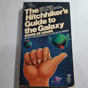 The Hitchhiker's Guide To The Galaxy- Douglas Adams - 1981 First Pocket Edition - Picture 1 of 3