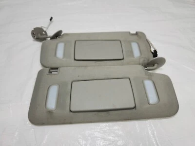 2013-2016 Buick Encore Sunvisor Sun Visor with Mirror Illuminated Left Right Foto 1 de 4