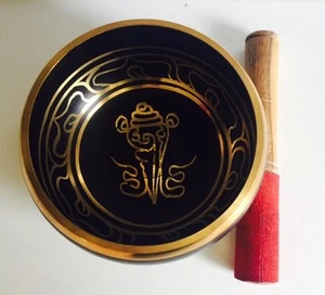 Very Large Tibetan Singing Bowl 6.5''/16.5 cm Diameter/ YOGA/ Meditation/Gong - Picture 1 of 2