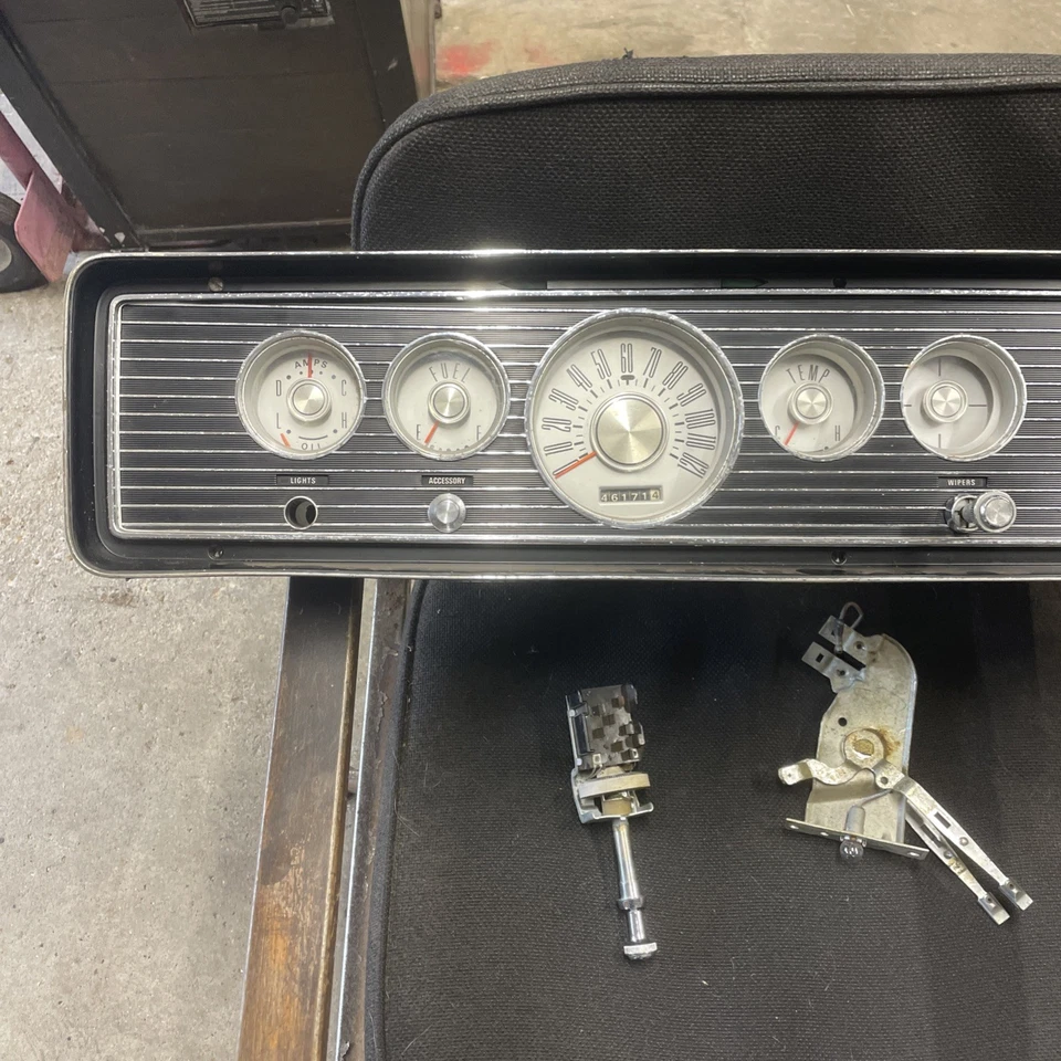 Painel medidor Mercury Monterey fabricante de equipamento original 1965-1966 com painel - Imagem 1 de 4