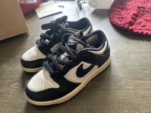 Panda dunks size 11c - Picture 1 of 1