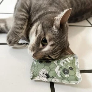 4cats Japan Collection Cuddly Cushion Cat Toy With Catnip or Valerian - Picture 1 of 9