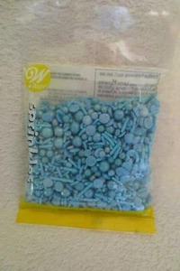 Wilton Sprinkles Blue Mix Cupcakes Cake Topper Decorating New - Picture 1 of 6