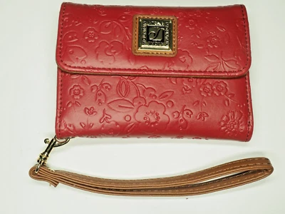 Cartera de muñeca Stone Mountain de cuero rojo y tostado Foto 1 de 4