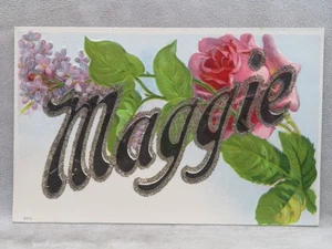 Alte Postkarte große glitzernde Buchstaben Maggie mit Rosenblumen datiert 1909 - Bild 1 von 2