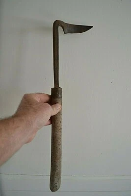 Outil ancien - Curette ou gouge de tonnelier en fer forgé à manche mi-long - Photo 1/4