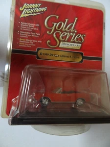 GOLD SERIES 1969 DODGE CORONET R/T CONVERTIBLE DIE-CAST  BY JOHNNY LIGHTNING - Picture 1 of 8