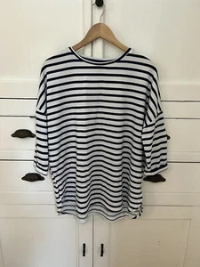 New Look White And Blue Striped Knit Top (Size M) (P112) - Picture 1 of 4