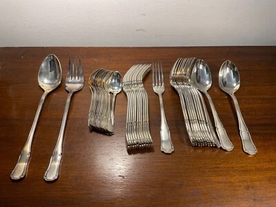 Ménagère Complète 62 Couverts Ercuis en Métal Argenté Poinçon 100 (10-41/F97) - Photo 1/4