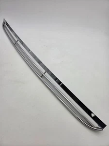Mercedes W110 W111 W112 Ziergitter für Lüftungskappe Chrom Motorhaube 1118300218 - Bild 1 von 6