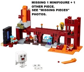 LEGO 21122 The Nether Fortress Minecraft Steve Blaze Zombie NEAR MINT