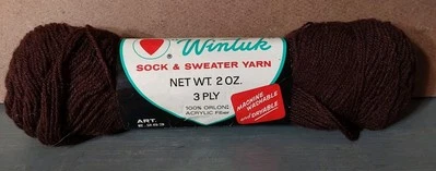 Calcetín suéter vintage rojo corazón Wintuk hilo 2 oz 3 capas marrón castaño 1 madeja Foto 1 de 3