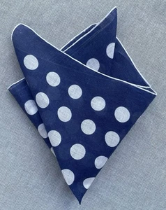 Vintage Dark Blue White Polka Dot Handkerchief /Pocket Square Hand Rolled 15" - Imagen 1 de 12