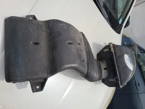 1986 Ford Crown Victoria Ltd Air Filter Intake Assembly 5.0 - Picture 1 of 7