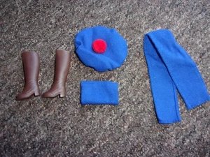 Vintage Sindy Windy Days set with brown boots. UK bids only - Picture 1 of 1