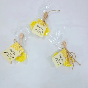 Bomboniere Sapone Ape Miele con Honey Dipper "Grazie per Ape-ing Here" 3 Pz da 2pz - Foto 1 di 3