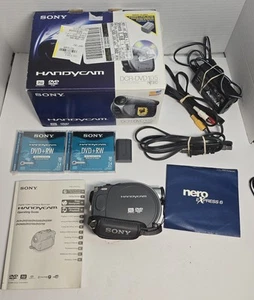 Sony Handycam DCR-DVD105 800x mini videocamera DVD - Foto 1 di 15