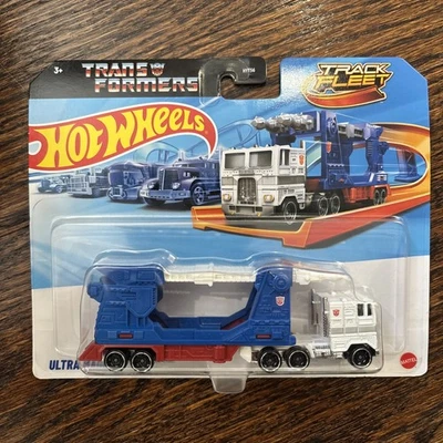 “Transformers” Ultra Magnus, Mattel Hot Wheels Track Fleet New - Image 1 of 3