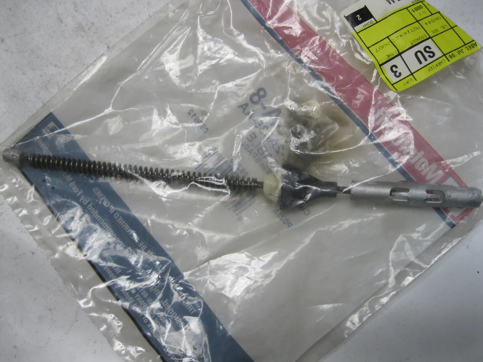 Motorcraft BRCA-8 Parking Brake Cable YS4Z-2A635-AA Foto 1 de 4